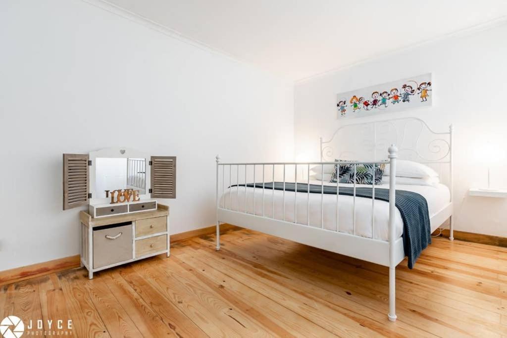 Lovelisbonapartments Cosy Apartment In Alfama Eksteriør billede
