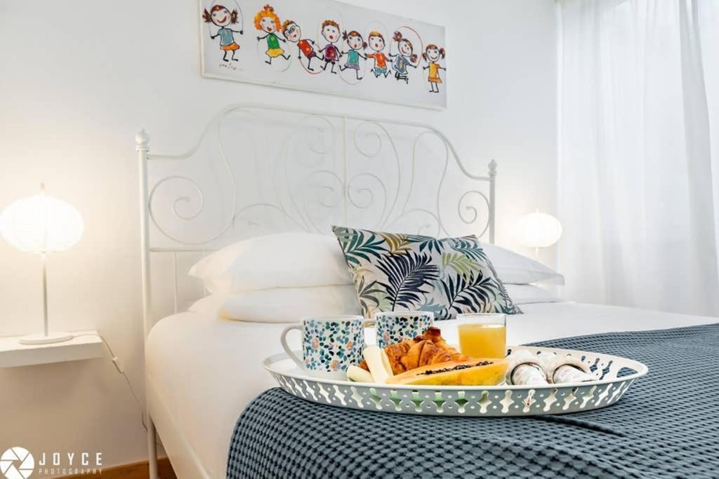 Lovelisbonapartments Cosy Apartment In Alfama Eksteriør billede